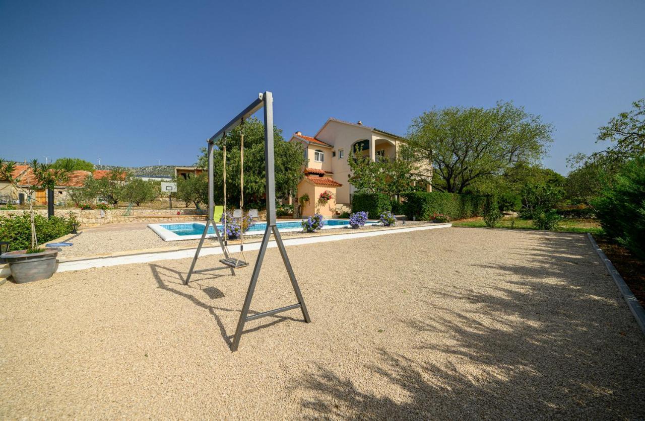Holiday Home Rokoko Šibenik Eksteriør billede