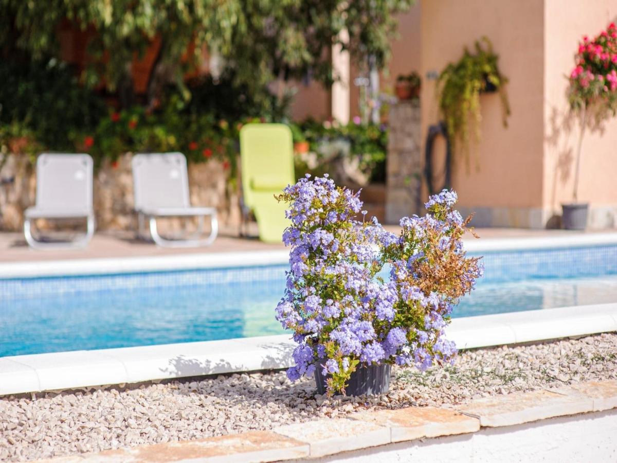 Holiday Home Rokoko Šibenik Eksteriør billede